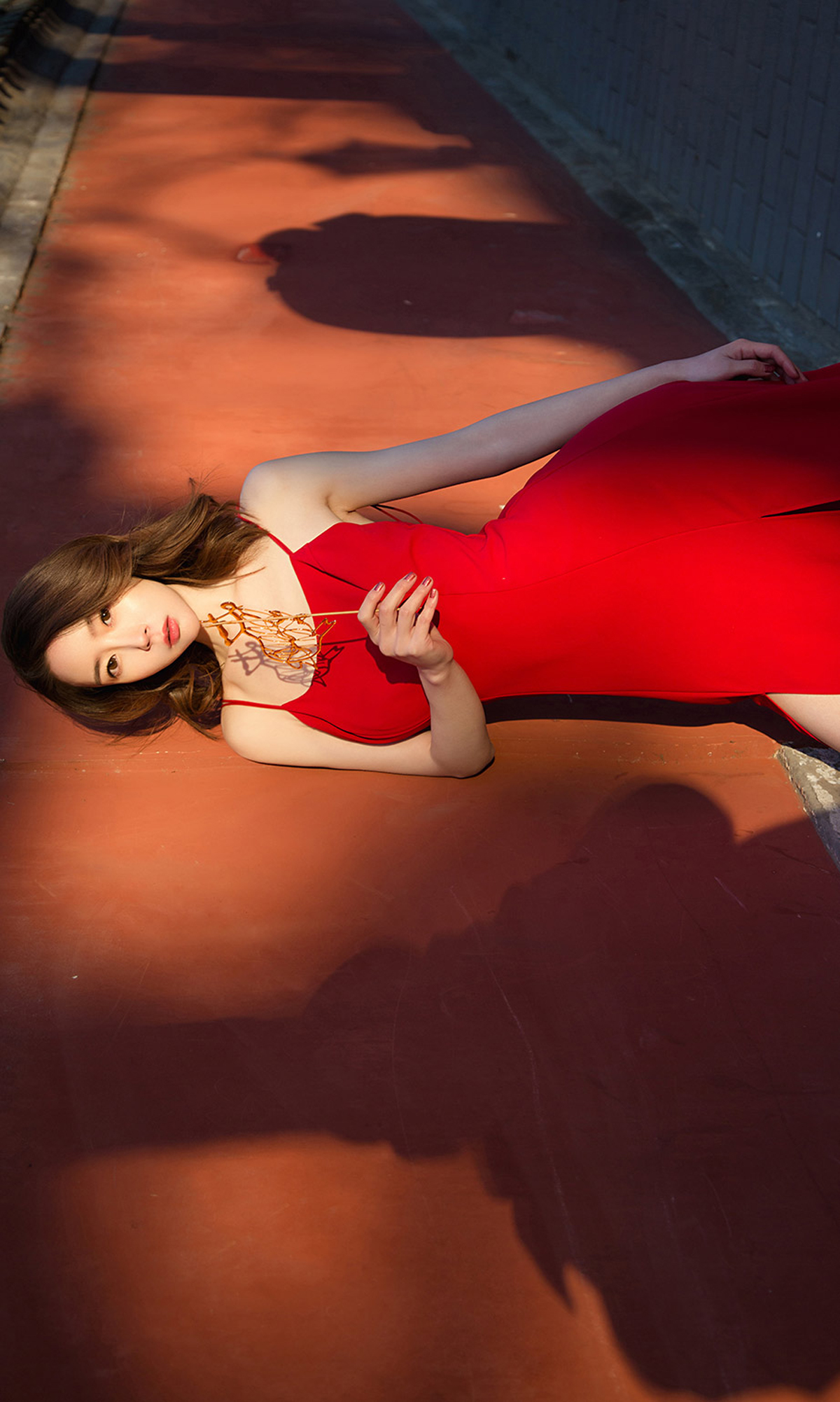 [Ugirls尤果网]爱尤物专辑 2019.05.01 No.1442 梦心玥 恍惚的感情